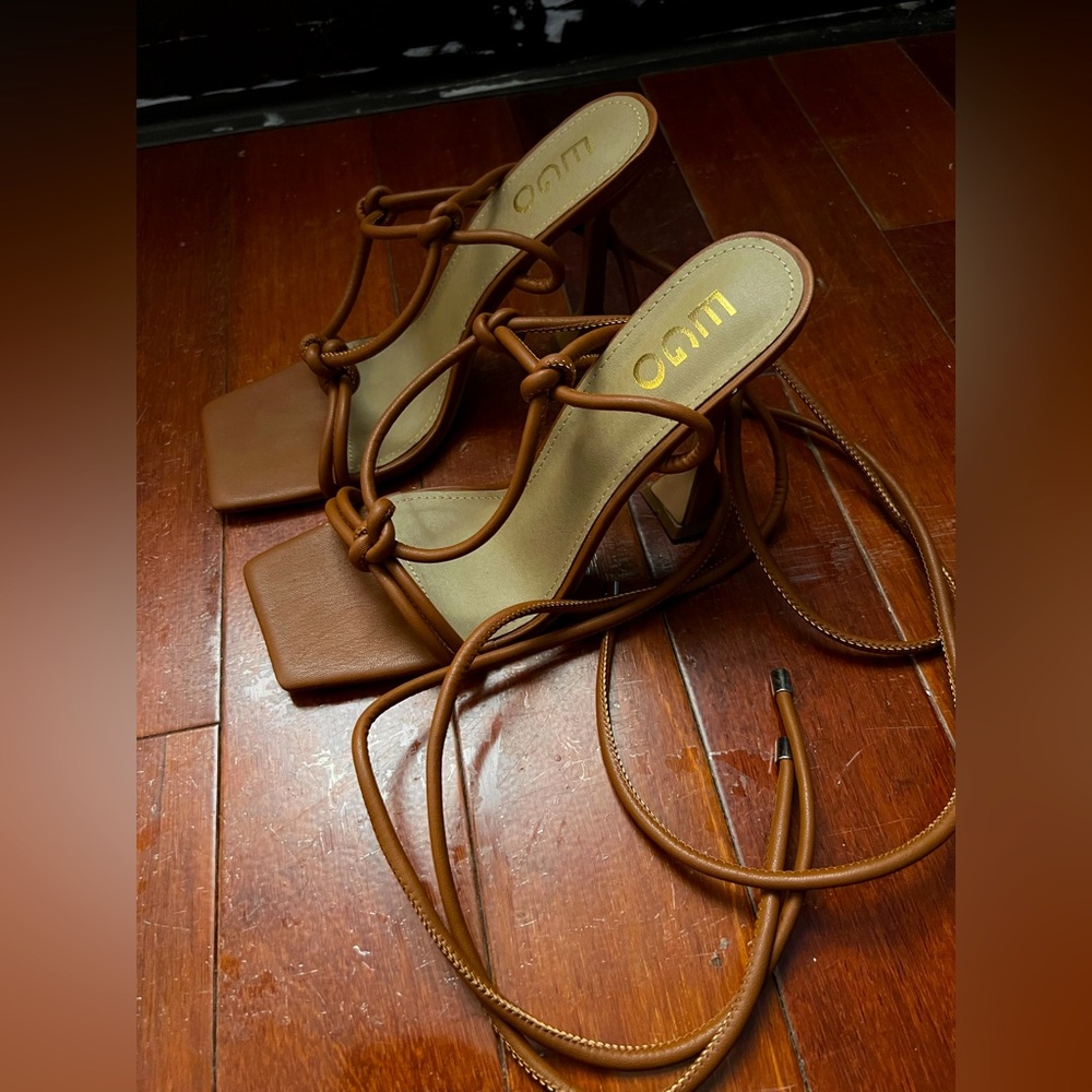 Ego Beautiful brown strappy heels